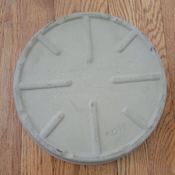 11 In Pampered Chef Stoneware Round Pie Cake Pan Deep Dish Pizza - Picture 3 of 5